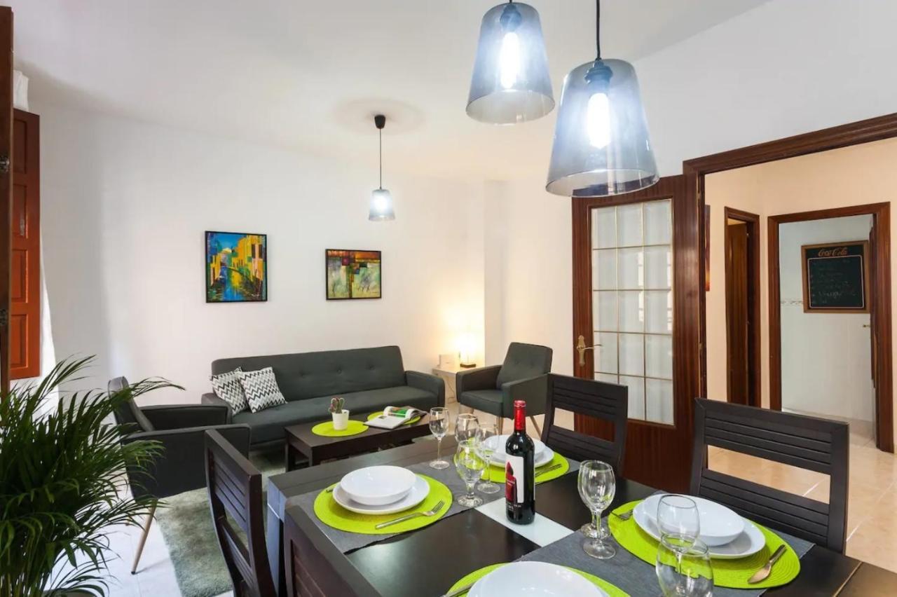 Spacious, Bright Apartment Next To The Old Town Valencia Exterior photo