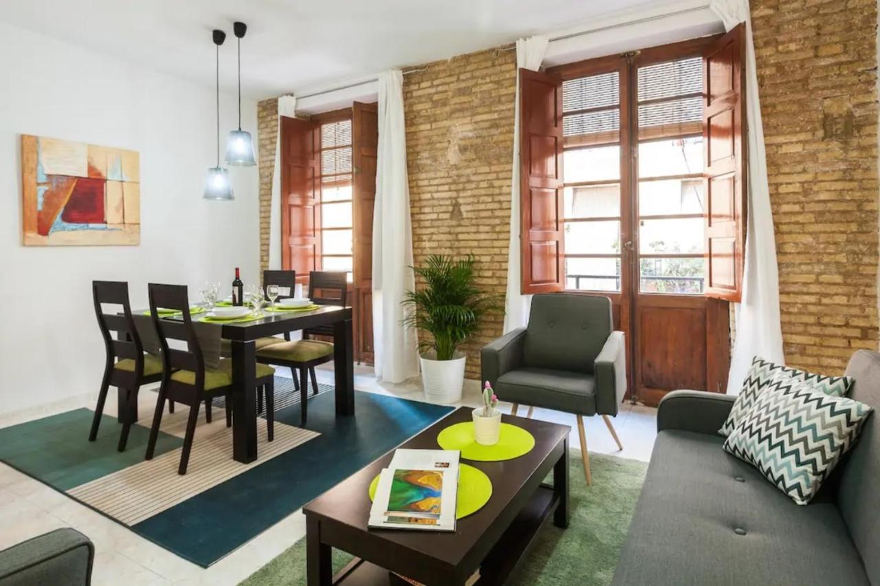 Spacious, Bright Apartment Next To The Old Town Valencia Exterior photo